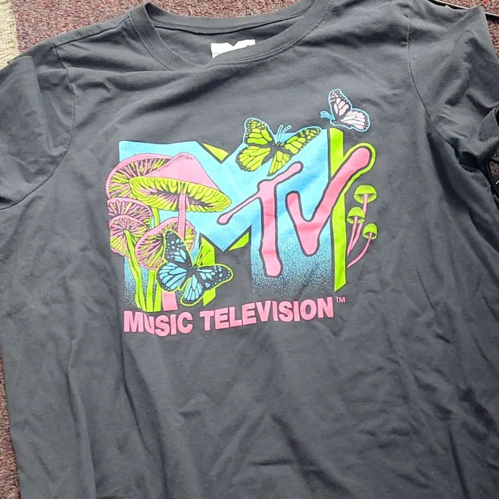WOMENS SIZE 2 MTV MUSHROOM T-SHIRT VERY COLORFUL VERY COOL